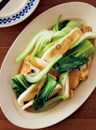 はんぺんと青菜のエスニック炒め