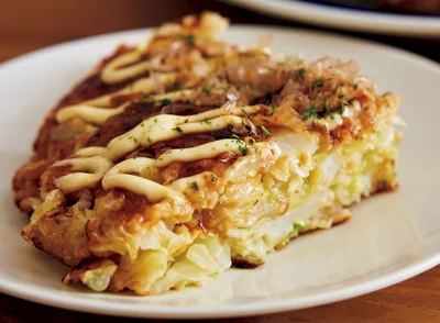 やまいもなしでもふんわり食感！「ふわふわはんぺんのお好み焼き」