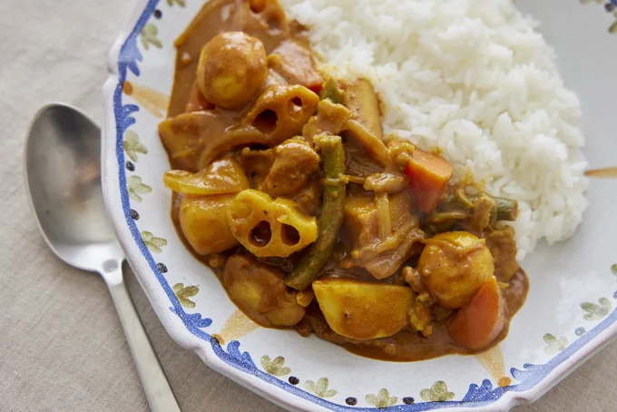 食べごたえのある根菜がたっぷりの「冷凍和風野菜ミックス」はカレーに重宝
