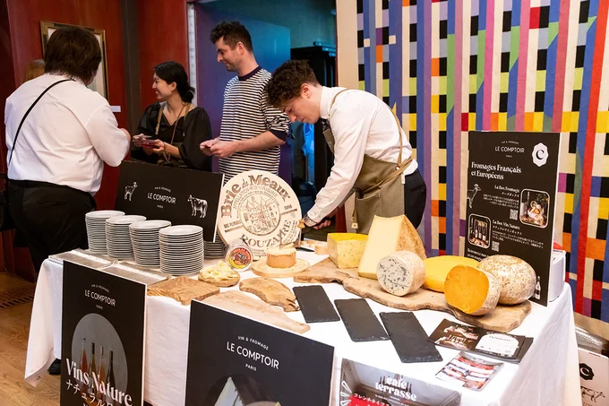 2024年の「ソワレ・ボンジュール・フランス」の際のLe Comptoir （ル・コントワール）主催によるフランスチーズ