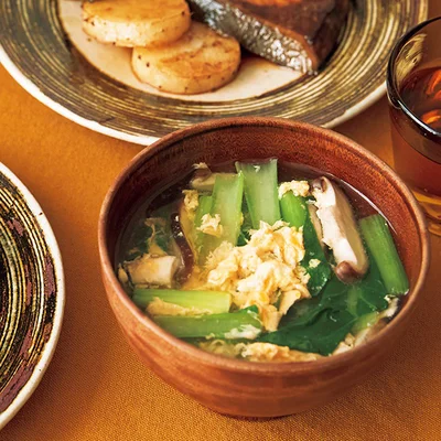 ふんわり&半熟で…卵のやさしい味にほっこりする「かきたま汁」と「煮もの」