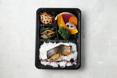 アラスカ産銀だらの西京焼き弁当