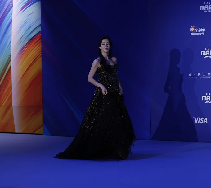 「MAMA AWARDS（Mnet ASIAN MUSIC AWARDS）」に登場したイ・ジュビン撮り下ろし