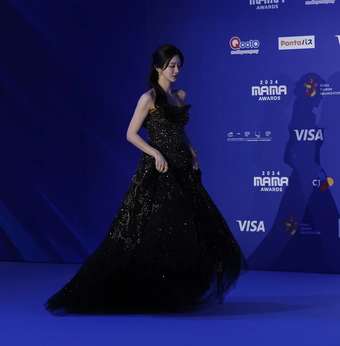 「MAMA AWARDS（Mnet ASIAN MUSIC AWARDS）」に登場したイ・ジュビン撮り下ろし
