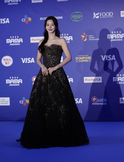 「MAMA AWARDS（Mnet ASIAN MUSIC AWARDS）」に登場したイ・ジュビン撮り下ろし
