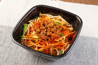「辛旨台湾まぜ麺」（590円）