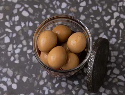 うずら卵の醬油漬け