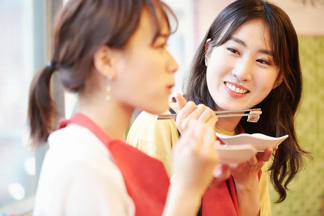 「ご飯食べた？」韓国では日常的な食事を気遣う挨拶とは／大切な人と気持ちがつながる韓国語（2）