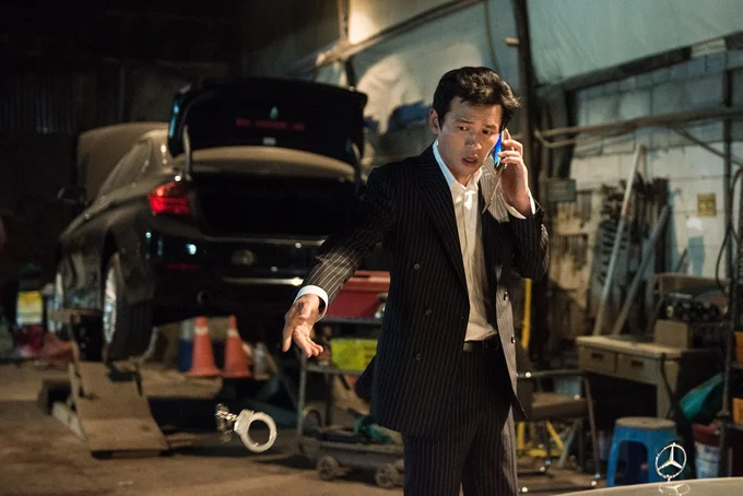ファン・ジョンミンのコミカルな演技とアクションのバランスが最高!2018年に映画主演作の累計観客数1億人を突破した韓国を代表する名俳優です。