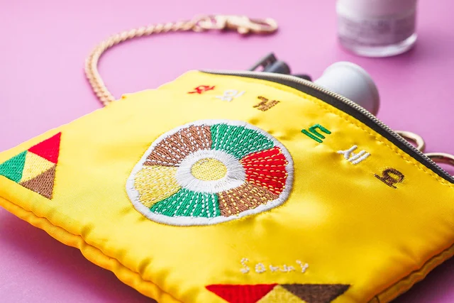 超人気料理インフルエンサー 韓国人オッパセミさん×レタスクラブ ぷっくり刺繍がかわいいコラボポーチ4/25発売！