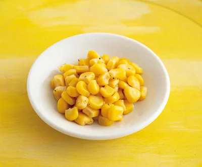【人気YouTuberが教える！】茶系になりがちなお弁当に色を添える、赤や黄色のおかず／頑張らないお弁当（8）