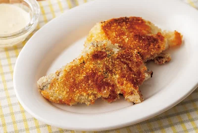 【最強にラクでおいしい】チーズ風味のカリッとパン粉が子どもに大ウケ！ 「揚げない白身魚フライ」