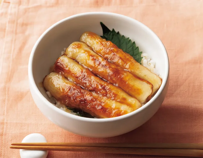 【最強にラクでおいしい】コスパ最高！ ちくわを格上げした「ちくわの蒲焼き丼」