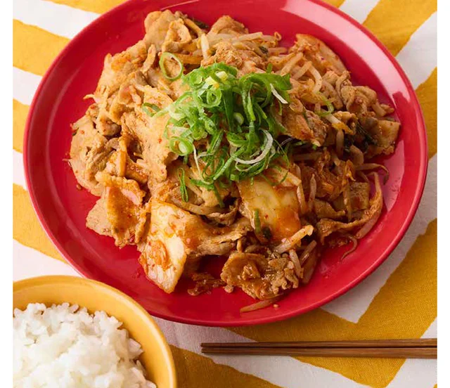 ご飯が進むメインのおかずがササっと完成「もやし豚キムチ」／ひとり分 やる気１％超ビギナーごはん（3）