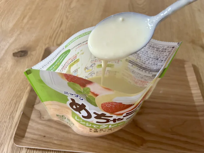 ダマができないようしっかり混ぜると、生地がサラサラに