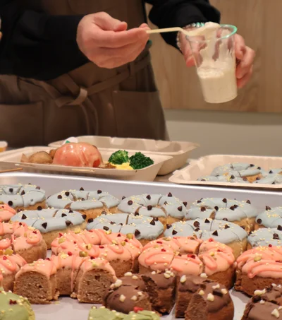 クリームをたっぷりつけて食べるのもおすすめ