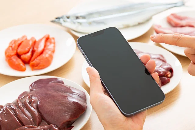 カロリーを抑えてタンパク質を摂る。ダイエット中の食事はこれがキモ！／努力0.1％ダイエット（5）