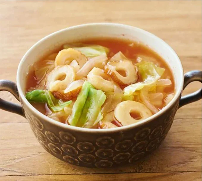 ちくわのうま味が染み出すほっこりスープの完成！ちくわの汁もの4選