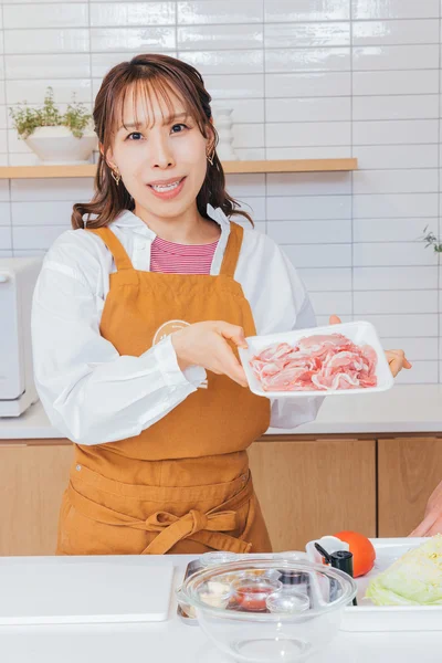 お財布にも優しい豚こま肉で作ります