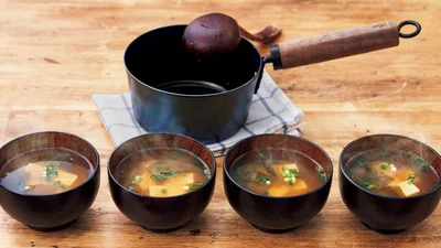 今日を元気にするお味噌汁パン