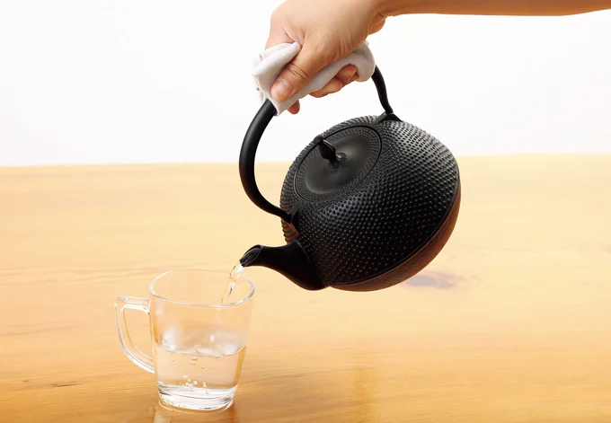 伝統の技が生む鉄瓶でまろやかでおいしい白湯を