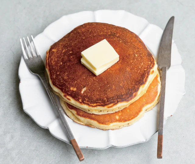 SNSでバズった！【ホットケーキ】ホットケーキミックスなしでも手軽に／ほぼ混ぜるだけで【感動】スイーツ（1）
