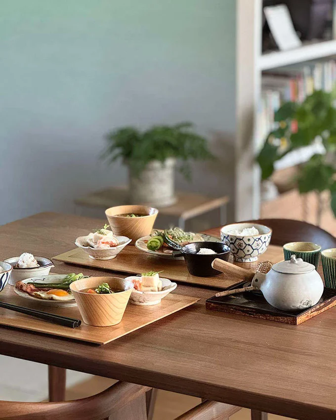 具材たっぷりのお味噌汁　この鍋で作りました▶