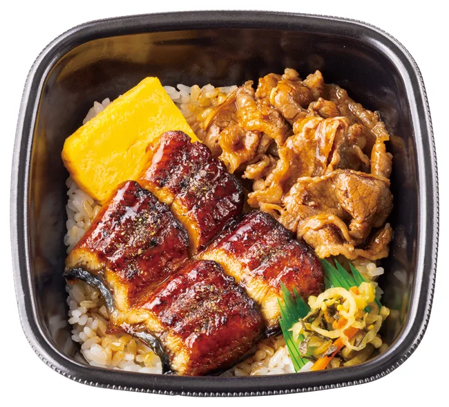 「甘辛牛肉と楽しむ　牛すきうな重（2切れ）」940円