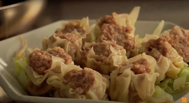 焼売こそ家で作るべき！　きじま流「フライパン蒸し焼売」なら餃子より手軽に作れてボリューム満点