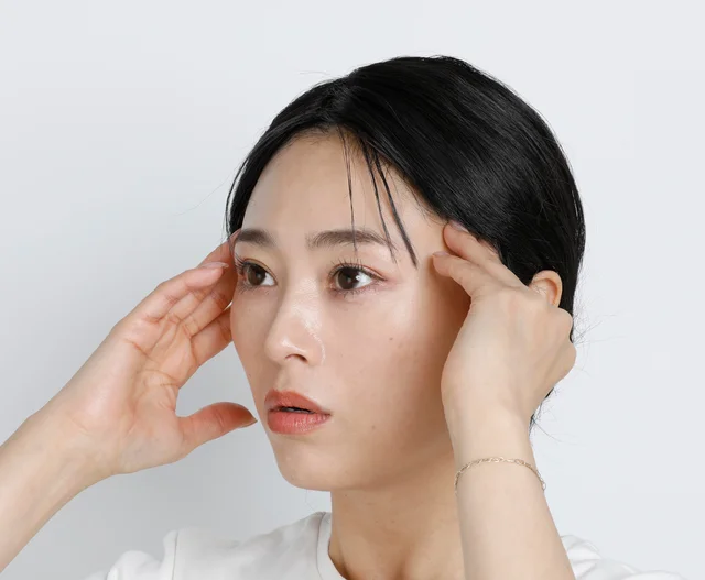 表情の老けグセ解消に欠かせない、表情筋をほぐすトレーニング／7日間で若返る！顔筋老けグセリセット（6）