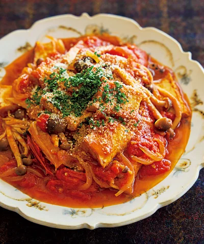 厚揚げとしめじのトマト煮