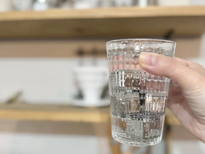 この氷を入れると一気に冷たくなる