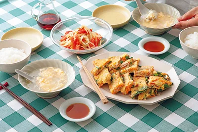 具だくさんで栄養満点！コスパもいい「豚こまとねぎのチヂミ」の献立