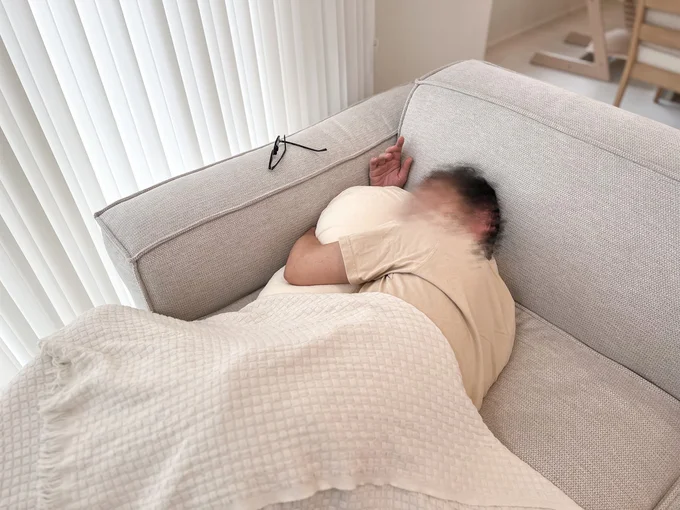 これ一つで枕＆抱き枕になっている