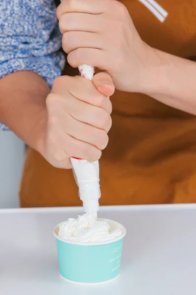 生クリーム好きにはたまらないたっぷり感