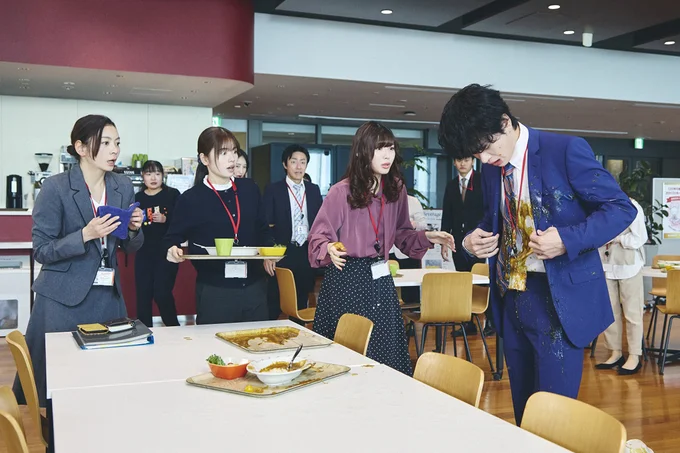 【第2話】麗奈のカレーは先輩の住吉ではなく友也にぶちまけられた