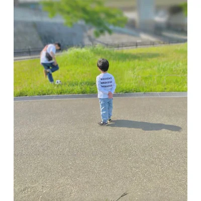 サッカーの練習中の一コマだそう▶︎このかわいすぎるスタイル、まだあるんです（⇒次へ）