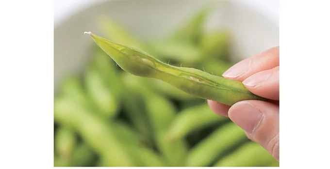 時間が経った枝豆は砂糖を入れて茹でる