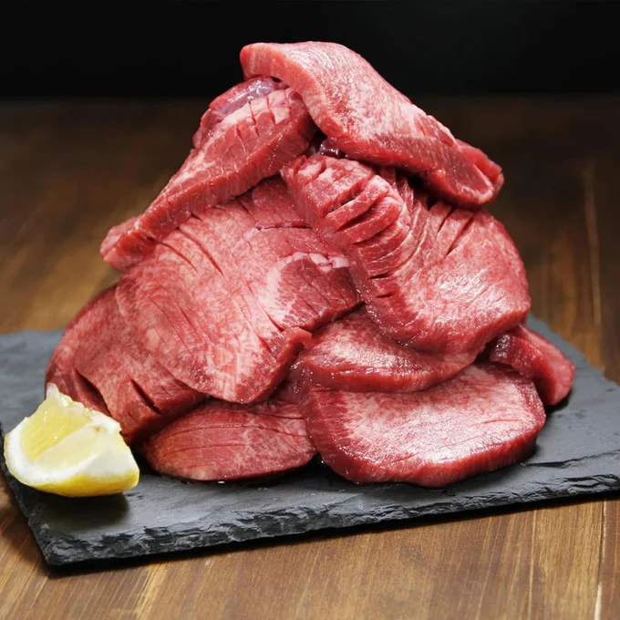 肉卸直営-WONDERLAND-牛タン-厚切り-1kg-(500g×2-厚さ約10mm)