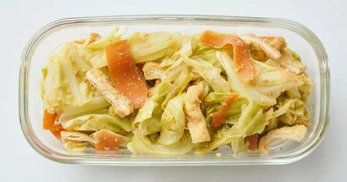 キャベツと油揚げのごまあえ
