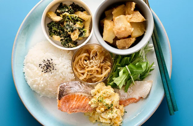 タルタルソースも同時に作れる！「さけタルタルプレート」【包んで蒸すだけレシピ】