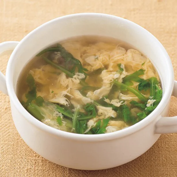 体がホカホカあったまる～！ 寒い日の味方「野菜と卵のスープ」5選