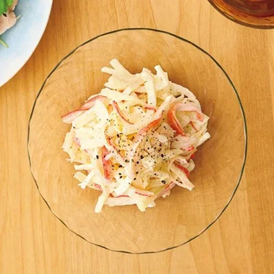 おいしすぎて、のせ過ぎ注意！「かにかまオニオン」