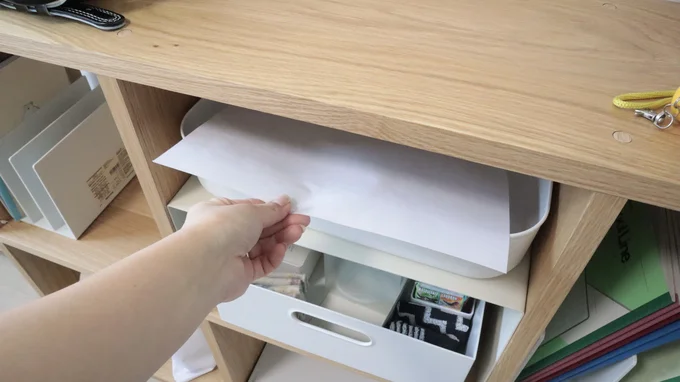 コの字棚の上には「やわらかポリエチレンケース・小」を設置　▶コの字棚の下には？