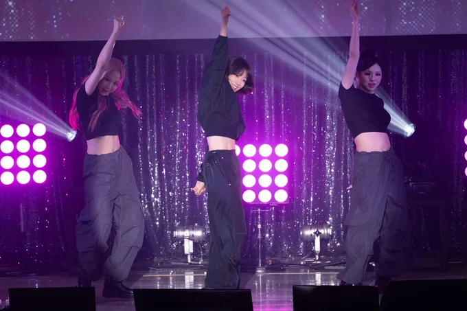 圧巻のダンスパフォーマンス!