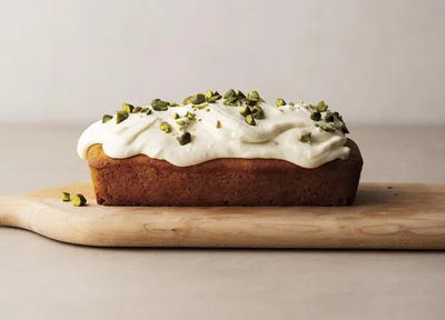 野菜のケーキでご褒美タイム。もちっと食感の「米粉のキャロットケーキ」