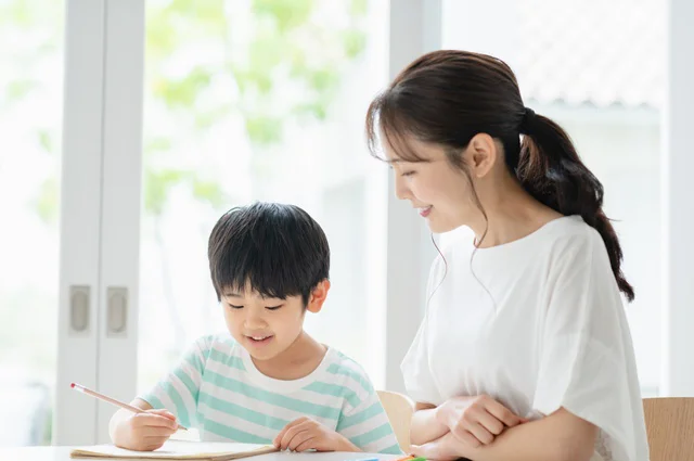 子どもの夏休みの宿題のなかでも、親の参加度が高い「読書感想文」
