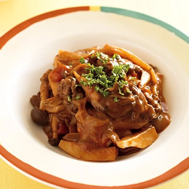 まるで洋食屋さん！ おもてなしにぴったりの牛肉×赤ワイン料理5選