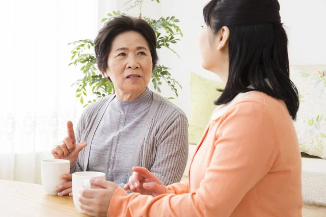 仲が悪いしゅうとめと兄嫁。板挟みでツライ…【女の悩みにズバリ回答】