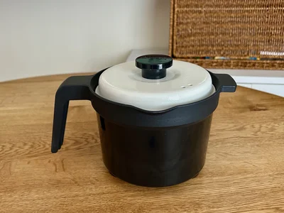 電子レンジで多機能本格調理ができるマグポット